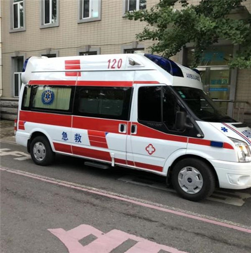 铜官选择我们的救护车出租,开启安心转院之旅